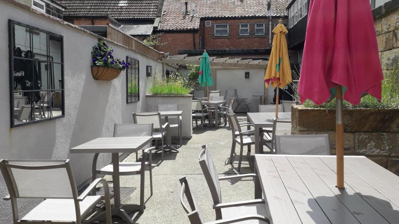 Royal Oak Hotel Great Ayton Bagian luar foto