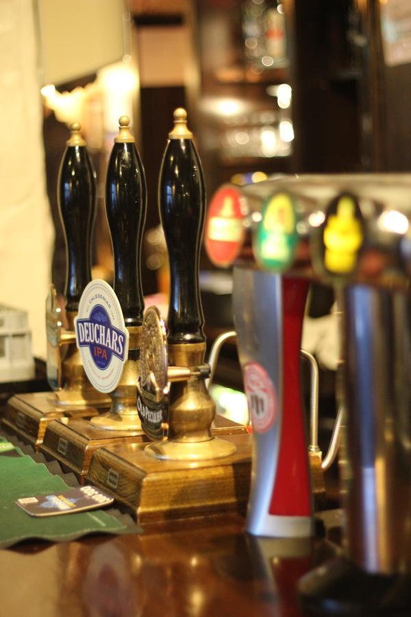 Royal Oak Hotel Great Ayton Bagian luar foto