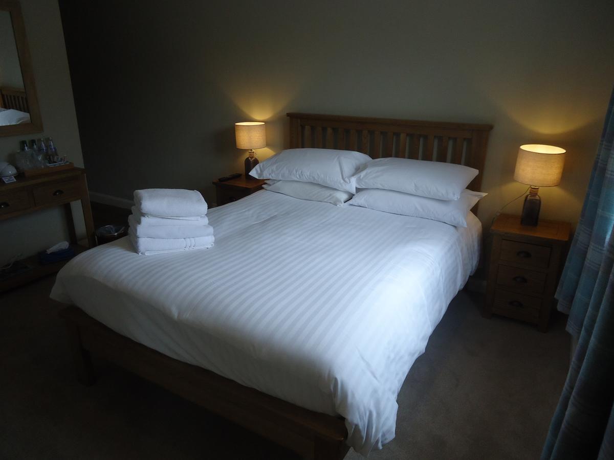 Royal Oak Hotel Great Ayton Bagian luar foto