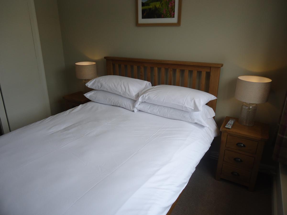 Royal Oak Hotel Great Ayton Bagian luar foto