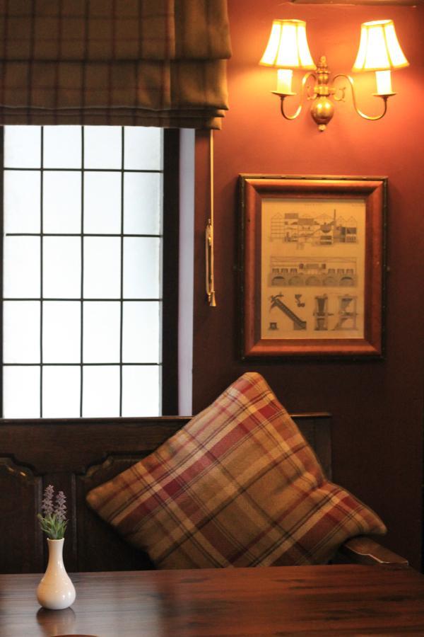 Royal Oak Hotel Great Ayton Bagian luar foto